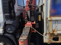 三菱ふそうファイタークレーン4段中型（4t）[写真10]