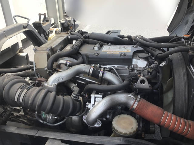 いすゞフォワードアルミウイング中型（4t）[写真23]