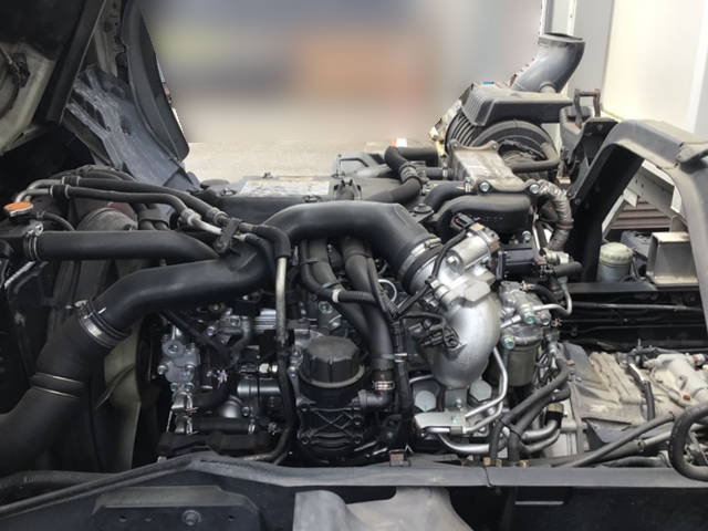 いすゞフォワードアルミウイング中型（4t）[写真24]