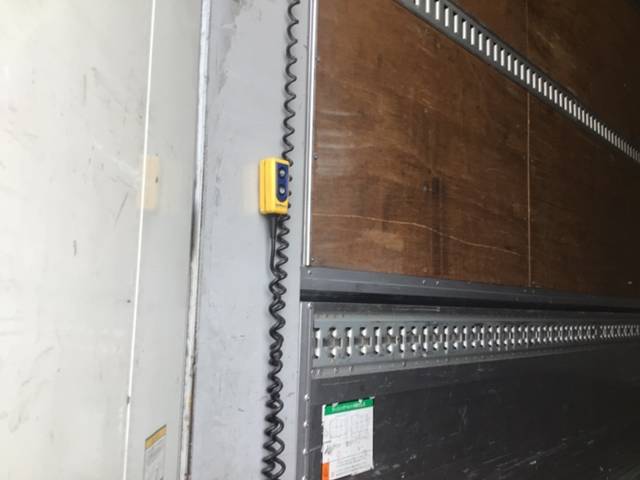 いすゞフォワードアルミウイング中型（4t）[写真08]