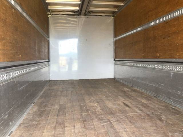 いすゞフォワードアルミウイング中型（4t）[写真09]