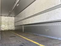 三菱ふそうスーパーグレートアルミウイング大型（10t）[写真14]