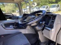 三菱ふそうスーパーグレートアルミウイング大型（10t）[写真33]