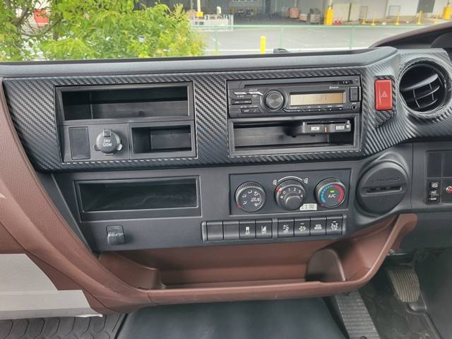 日野レンジャークレーン4段中型（4t）[写真37]