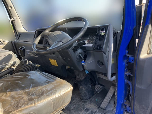 いすゞフォワードダンプ中型（4t）[写真25]