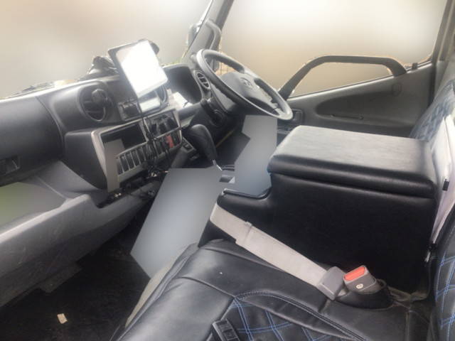 トヨタダイナ平ボディ小型（2t・3t）[写真25]