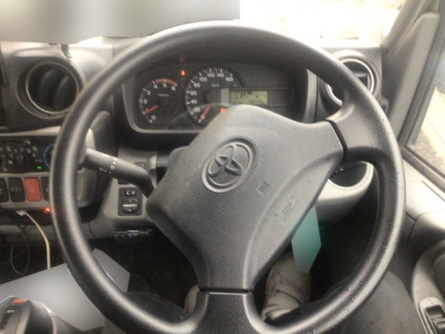 トヨタダイナ平ボディ小型（2t・3t）[写真28]