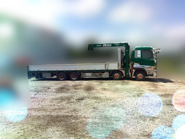 UDトラックスクオンセルフクレーン4段大型（10t）[写真07]