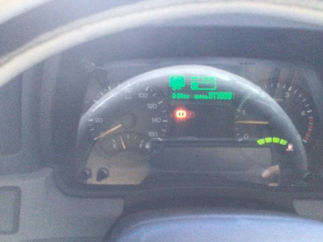 三菱ふそうキャンター平ボディ小型（2t・3t）[写真17]