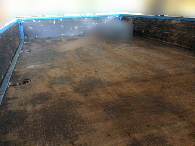 三菱ふそうキャンター平ボディ小型（2t・3t）[写真08]