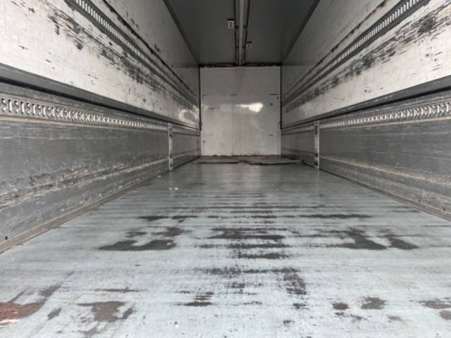 三菱ふそうスーパーグレートパネルウイング大型（10t）[写真11]