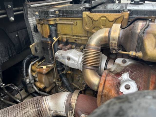 三菱ふそうスーパーグレートパネルウイング大型（10t）[写真26]