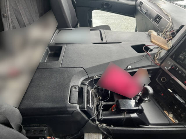 三菱ふそうスーパーグレートパネルウイング大型（10t）[写真30]