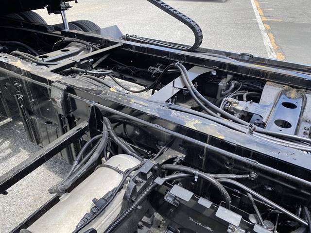 日野レンジャーセーフティクレーン4段増トン（6t・8t）[写真24]