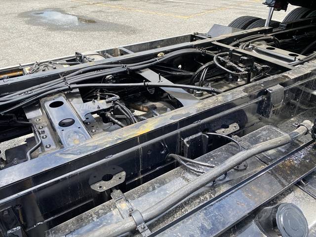 日野レンジャーセーフティクレーン4段増トン（6t・8t）[写真25]