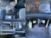 いすゞフォワードアルミウイング中型（4t）[写真12]