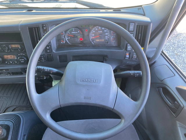 いすゞフォワードアルミウイング中型（4t）[写真19]