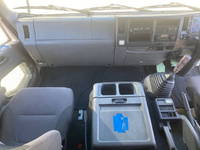 いすゞフォワードアルミウイング中型（4t）[写真21]