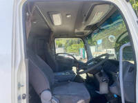 いすゞフォワードアルミウイング中型（4t）[写真22]