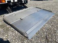 いすゞフォワードアルミウイング中型（4t）[写真30]