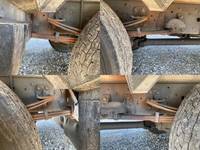 いすゞフォワードアルミウイング中型（4t）[写真32]