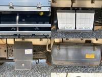 いすゞフォワードアルミウイング中型（4t）[写真34]