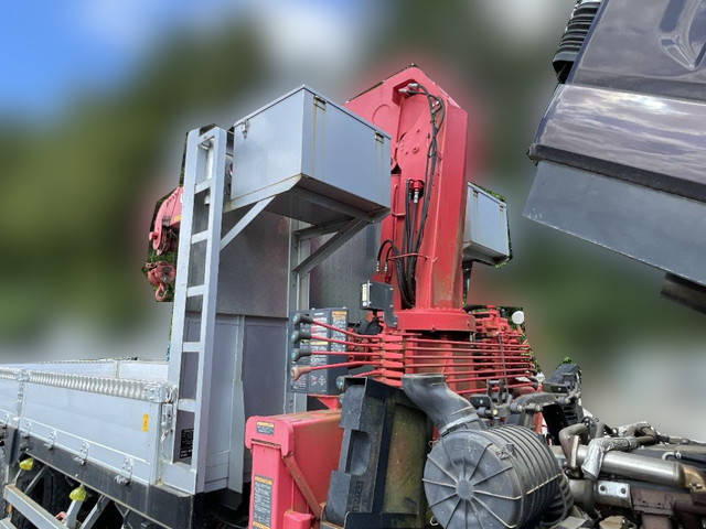 いすゞフォワードクレーン5段増トン（6t・8t）[写真13]