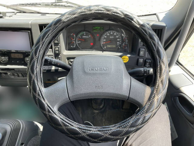 いすゞフォワードクレーン5段増トン（6t・8t）[写真33]