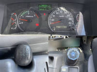 いすゞフォワードクレーン5段増トン（6t・8t）[写真34]