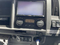 いすゞフォワードクレーン5段増トン（6t・8t）[写真35]