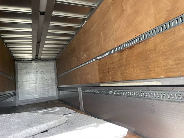 日野プロフィアアルミウイング大型（10t）[写真13]