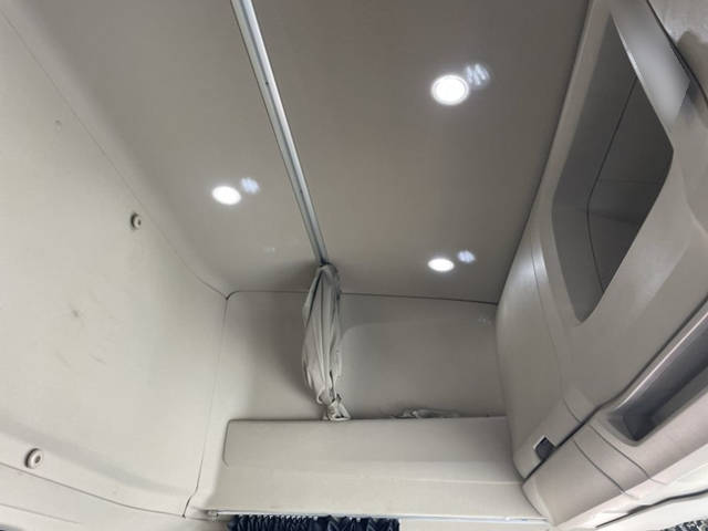 日野プロフィアアルミウイング大型（10t）[写真24]