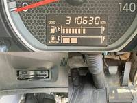 いすゞギガアルミウイング大型（10t）[写真12]