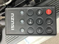 いすゞギガアルミウイング大型（10t）[写真28]