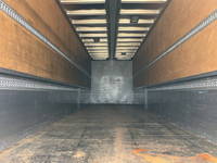 いすゞギガアルミウイング大型（10t）[写真34]