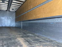 いすゞギガアルミウイング大型（10t）[写真35]