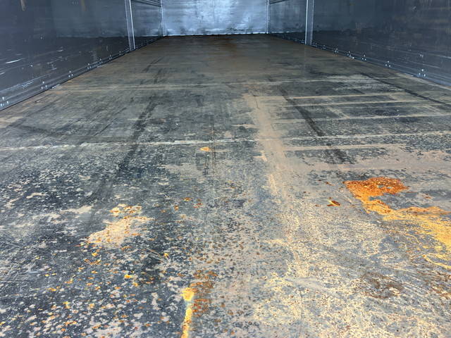 いすゞギガアルミウイング大型（10t）[写真37]