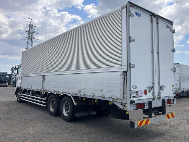 いすゞギガアルミウイング大型（10t）[写真04]