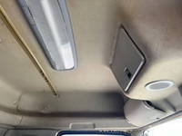 いすゞギガトレーラーヘッド（トラクターヘッド）大型（10t）[写真24]