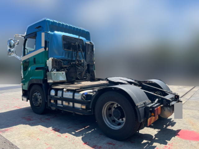 いすゞギガトレーラーヘッド（トラクターヘッド）大型（10t）[写真04]