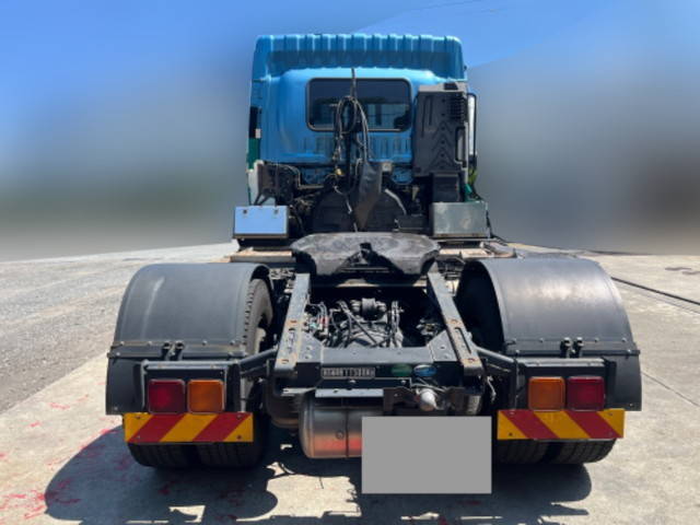 いすゞギガトレーラーヘッド（トラクターヘッド）大型（10t）[写真07]