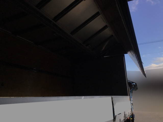 三菱ふそうファイターアルミウイング中型（4t）[写真10]