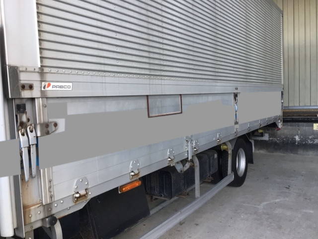 三菱ふそうファイターアルミウイング中型（4t）[写真11]