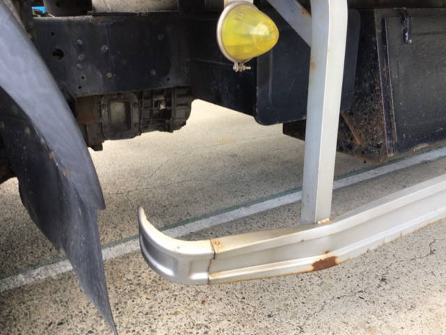 三菱ふそうファイターアルミウイング中型（4t）[写真12]