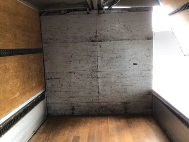 三菱ふそうファイターアルミウイング中型（4t）[写真09]