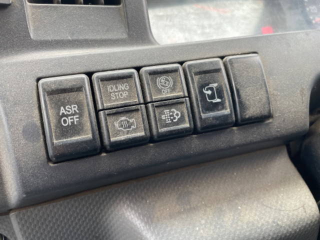 いすゞエルフダンプ小型（2t・3t）[写真24]