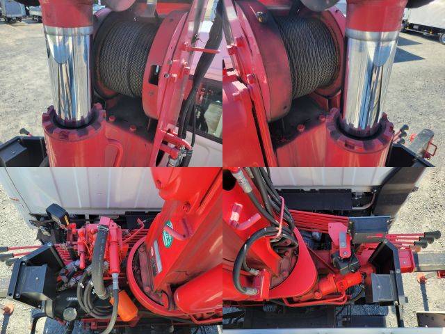 三菱ふそうキャンタークレーン4段小型（2t・3t）[写真15]