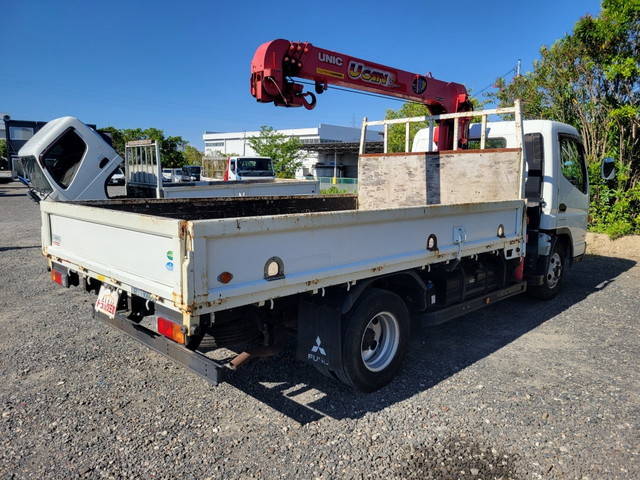 三菱ふそうキャンタークレーン4段小型（2t・3t）[写真02]