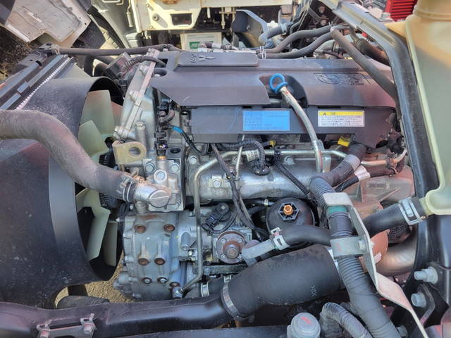 三菱ふそうキャンタークレーン4段小型（2t・3t）[写真25]