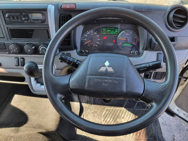 三菱ふそうキャンタークレーン4段小型（2t・3t）[写真35]